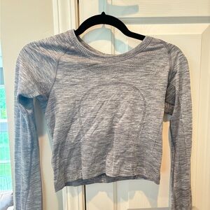 Gray lululemon long sleeve size 4
